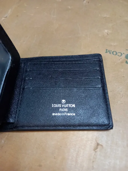 LOUIS VUITTON LEATHER WALLET