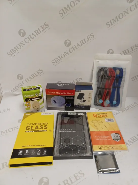 BOX OF APPROXIMATELY 30 ASSORTED SMARTPHONE AND ELECTRICAL PRODUCTS/ACCESSORIES TO INCLUDE CARBON MONOXIDE ALARM, SCREEN PROTECTORS, INTEL PROCESSOR ETC