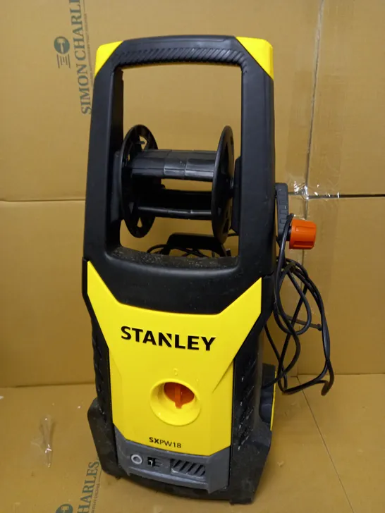 STANLEY SXPW18E HIGH PRESSURE WASHER (1800 W, 135 BAR, 440 L/H)