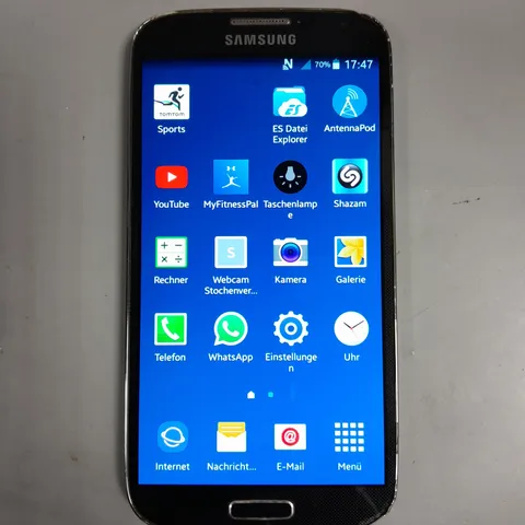 SAMSUNG GALAXY S4 SMARTPHONE 