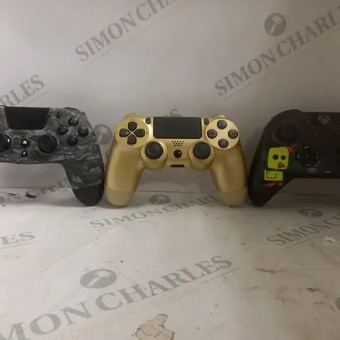 3 GAME CONSOLE CONTROLLERS TO INCLUDE 2 PS4 CONTROLLERS, 1 XBOX ONE CONTROLLER