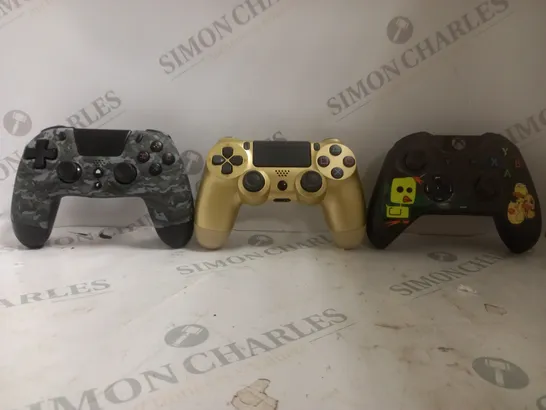 3 GAME CONSOLE CONTROLLERS TO INCLUDE 2 PS4 CONTROLLERS, 1 XBOX ONE CONTROLLER