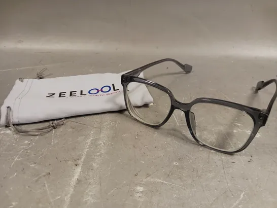 BOXED ZEELOOL CLEAR FRAME PRESCRIPTION SPECTACLES 