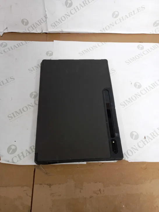 SAMSUNG GALAXY TAB S8 WITH FOLDING CASE AND PEN