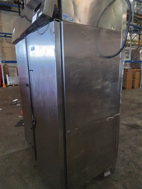 COMMERCIAL STAINLESS DOUBLE DOOR REFRIGERATED FOOD STORAGE UNIT 