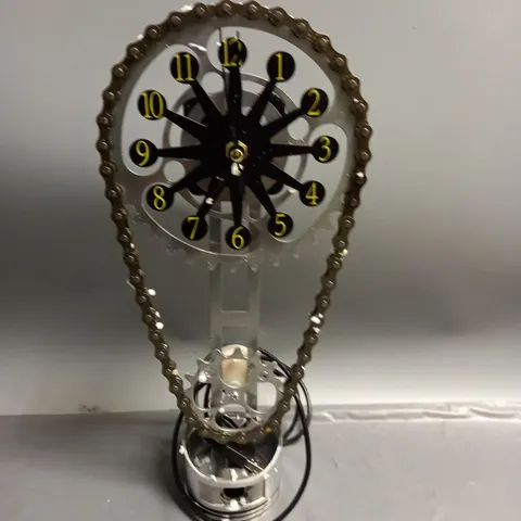 BOXED BICYCLE CHAIN CLOCK WITH BATTERY