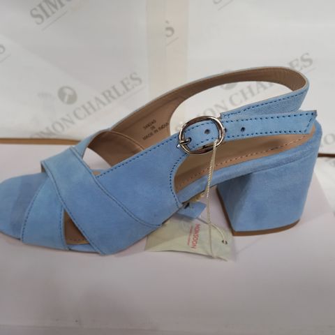 BOXED PAIR OF MONSOON BLUE SUEDE CROSSOVER BLOCK HEELED SHOES - UK 6