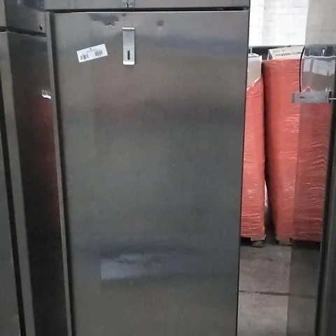 SINGLE COMMERCIAL FRIDGE/CHILLER SPA 70 TN