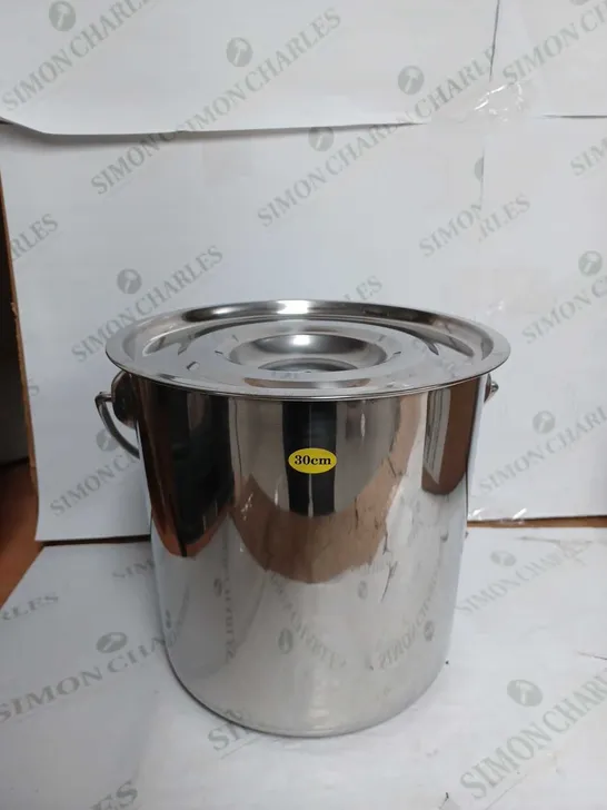 SET OF 2 UNBRANDED STAINLESS STEEL BUCKETS