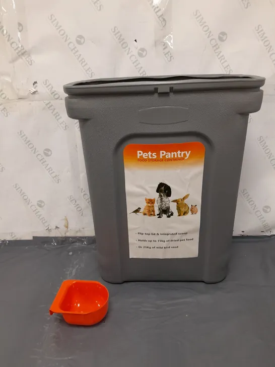 PETS PANTRY FOOD CONTAINER WITH SCOOP (NO LID)