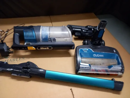 UNBOXED SHARK DUO CLEAN VACUUM CLEANER