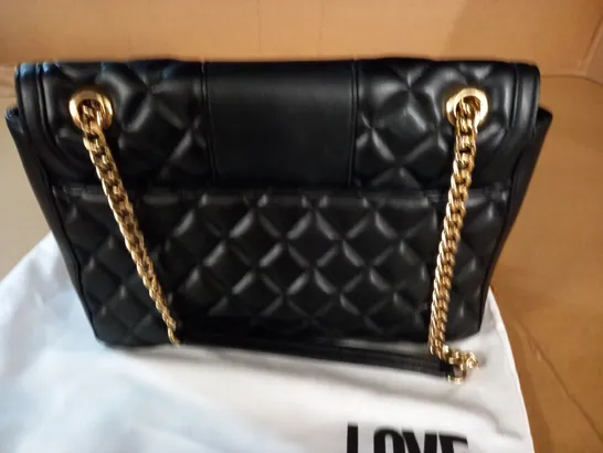 LOVE MOSCHINO QUILTED BAG WITH CHAIN DETAIL STRAP