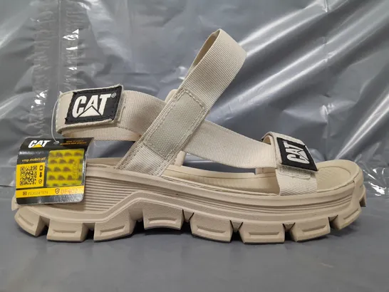 BOXED PAIR OF CATERPILLAR OPEN TOE LOW WEDGE SANDALS IN BEIGE EU SIZE 40