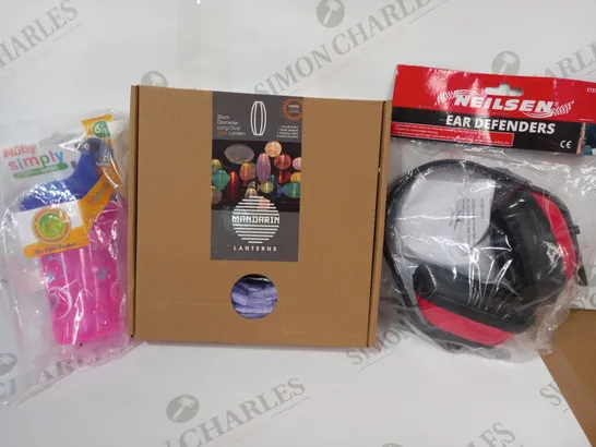 BOX OF APPROXIMATELY 20 ASSORTED HOUEHOLD ITEMS TO INCLUDE NEILSEN EAR DEFENDERS, MANDARIN LANTERN, NUBY NO SPILL BEAKER, ETC