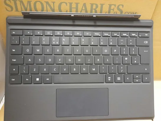 MICROSOFT SURFACE PRO TYPE COVER