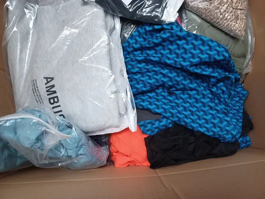 BOX OF APPROXIMATELY 20 ASSORTED CLOTHING ITEMS TO INCLUDE - JACKET , T-SHIRT , HOODIE ETC