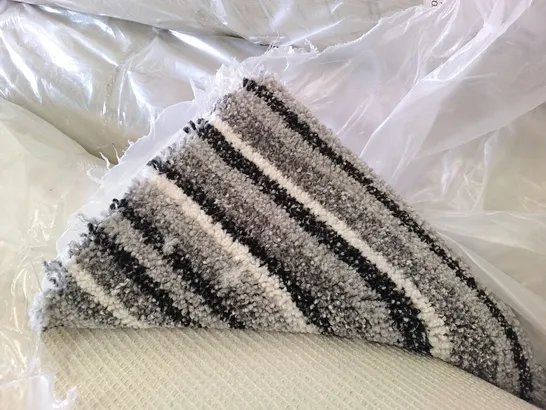 ROLL OF QUALITY STS LUXURY STRIPES ACTIONBAC HUSKY CARPET APPROXIMATELY 3.7X4M