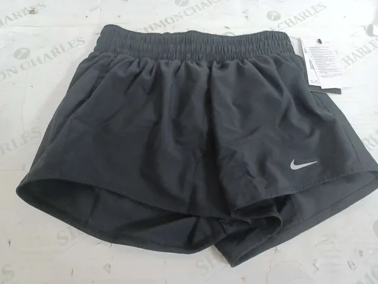 NIKE DRI FIT WOMENS SHORTS IN BLACK - XS