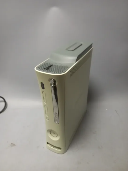 UNBOXED WHITE XBOX 360 CONSOLE 