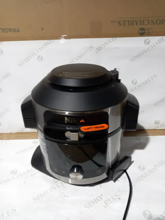 NINJA FOODI SMARTLID MULTI COOKER 