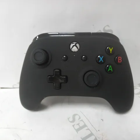 BOXED POWERA XBOX ONE & WINDOWS 10 WIRED CONTROLLER IN BLACK