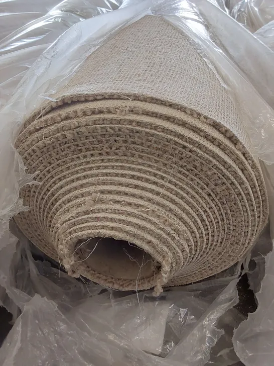 QUALITY ROLL OF SATINO CASANOVA SHADE SIDE CARPET // SIZE: APPROXIMATELY 5 X 12m