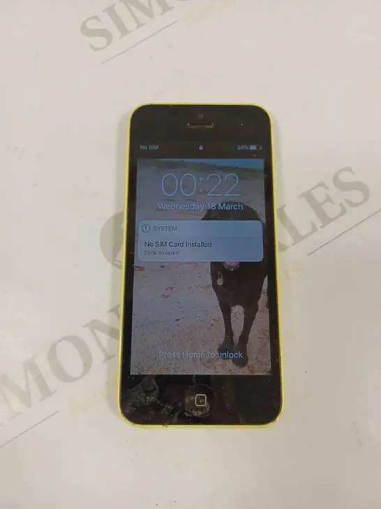 APPLE IPHONE 5C (A1529) 