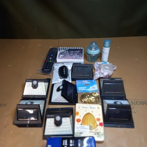 LOT OF ASSORTED ITEMS TO INCLUDE LED WALL LIGHTS, REMOTE CONTROLS AND PENS 