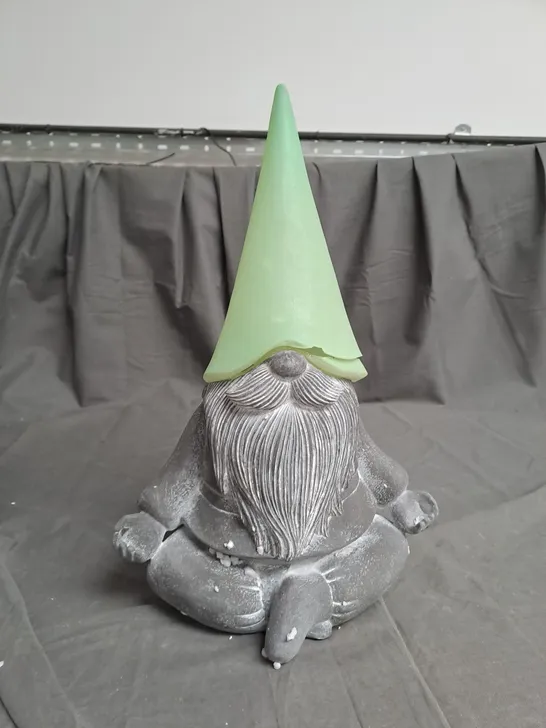 OUTLET MY GARDEN STORIES SOLAR LED YOGA GNOME