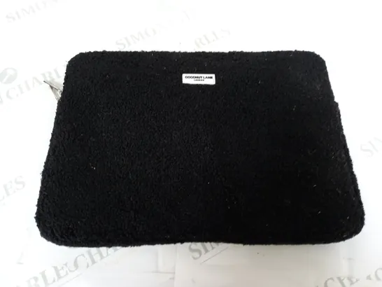 COCONUT LANE LONDON TABLET CASE IN BLACK