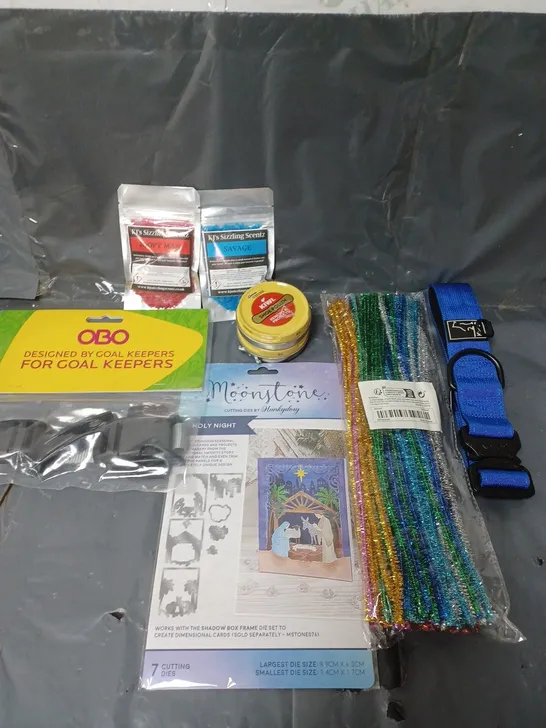 BOX OF APPROXIMATELY 15 ASSORTED HOUSEHOLD ITEMS TO INCLUDE DOG COLLAR, SHOE POLISH AND CRAFT SUPPLIES