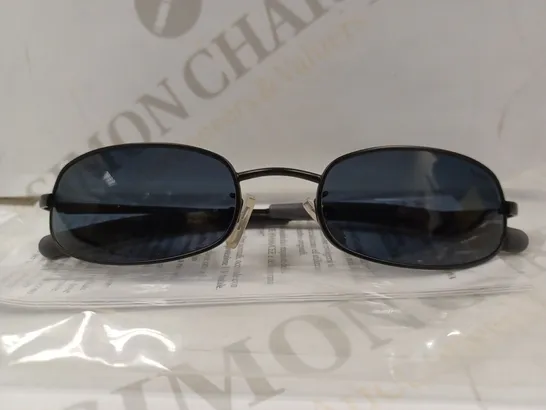 BOX OF APPROX 10 PAIRS OF POLICE 2750 SUNGLASSES 