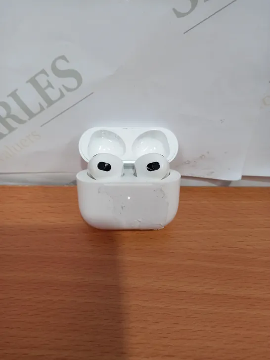 APPLE AIRPOD 3RD GENERATION