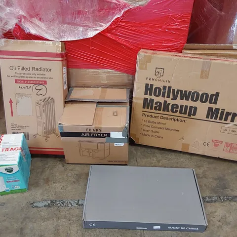 PALLET OF ASSORTED ITEMS INCLUDING: AIR FRYER, OIL FILLED RADIATOR, VICKS ULTRASONIC HUMIDIFIER, HOLLYWOOD MAKEUP MIRROR, SHOWER MIXER SET
