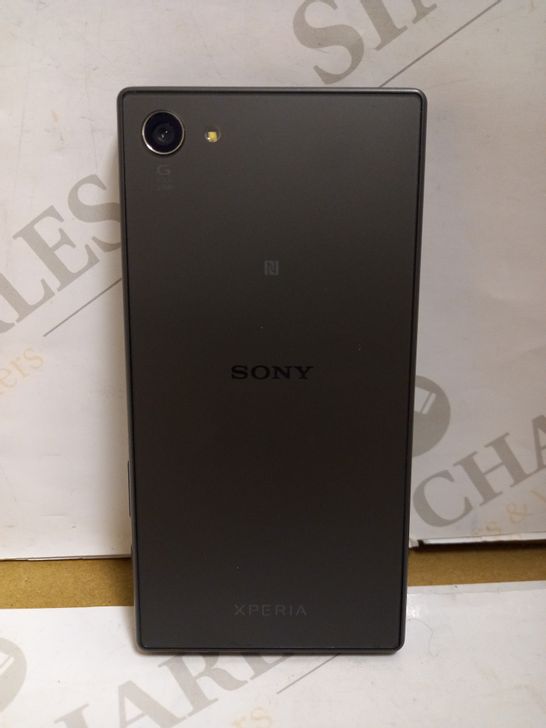 SONY XPERIA Z5 E5823