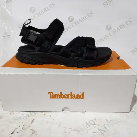 BOXED PAIR OF TIMBERLAND GARRISON TRAIL STRAP SANDALS IN BLACK UK SIZE 9.5