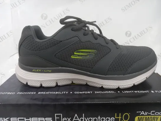 SKETCHERS MENS FLEX TRAINER BLACK  SIZE 9UK (MENS)