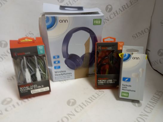 LOT OF APPROXIMATELY 10 ASSORTED ELECTRICAL ITEMS, TO INCLUDE HEADPHONES, CHARGING CABLES, ETC