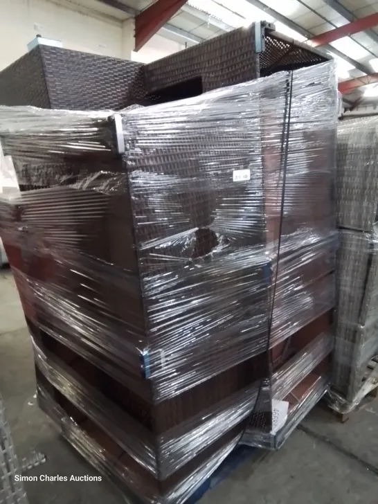 PALLET OF ASSORTED RATTAN GARDEN FURNITURE PARTS, INCLUDING 3 × BROWN SOFAS & 2 × BROWN COFFEE TABLES