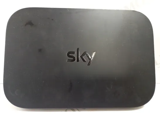 SKY Q SET UP BOX - EM150 BLACK