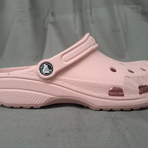 PAIR OF CROCS CLASSICS IN PINK UK SIZE M5/W6