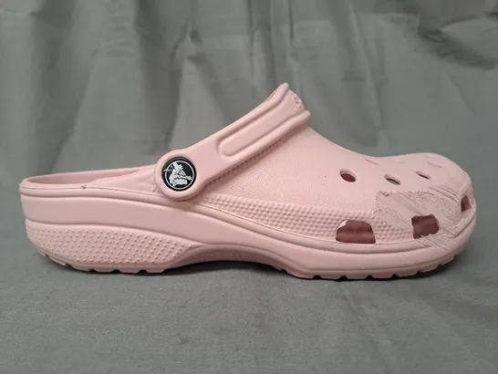 PAIR OF CROCS CLASSICS IN PINK UK SIZE M5/W6