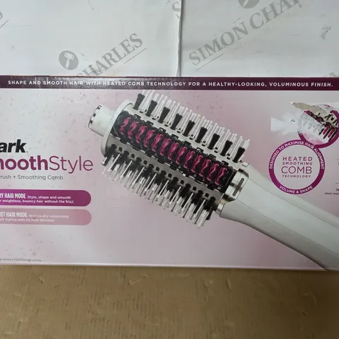 BOXED SHARK SMOOTHSTYLE HOT BRUSH & SMOOTHING COMB