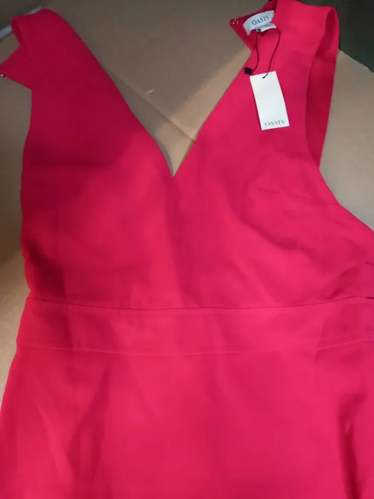 OASIS RED V NECK SLEEVELESS DRESS - SIZE 10