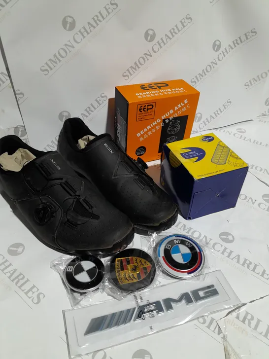 BOX OF APPROXIMATELY 20 ITEMS TO INCLUDE ECX SHOES, CAR BADGES, OIL FILTER ETC