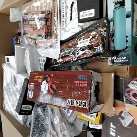 PALLET OF APPROXIMATELY 163 ASSORTED HOUSEHOLD PRODUCTS TO INCLUDE; DECENSTEAM IRON, PEST GUARD RODENT KILLER, MESH NEBULISER, XIAOCAI HAND MIXER, KITCHEN ESSENTIALS TEAPOT ETC