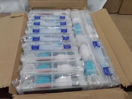 BOX CONTAINING 13 ICING PIPING KITS