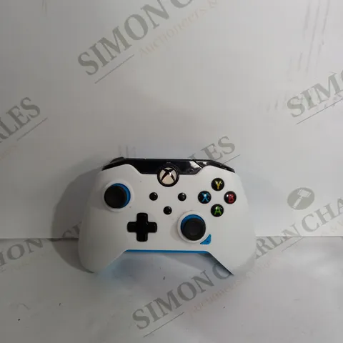 PDP ION WHITE XBOX WIRED CONTROLLER