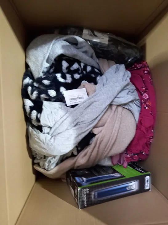 BOX OF ASSORTED CLOTHING ITEMS TO INCLUDE - BOOTS - LEGGINGS AND JUMPERS 