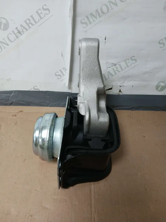 ENGINE SUSPENSION MOUNT / SHOCK ABSORBER BUFFER 